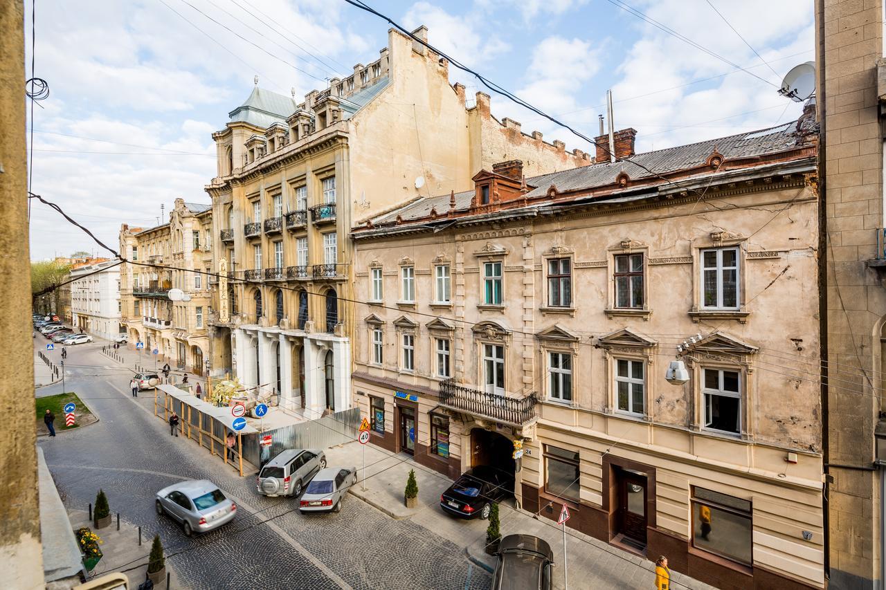 Апартаменти На Гнатюка 17 Liov Exterior foto